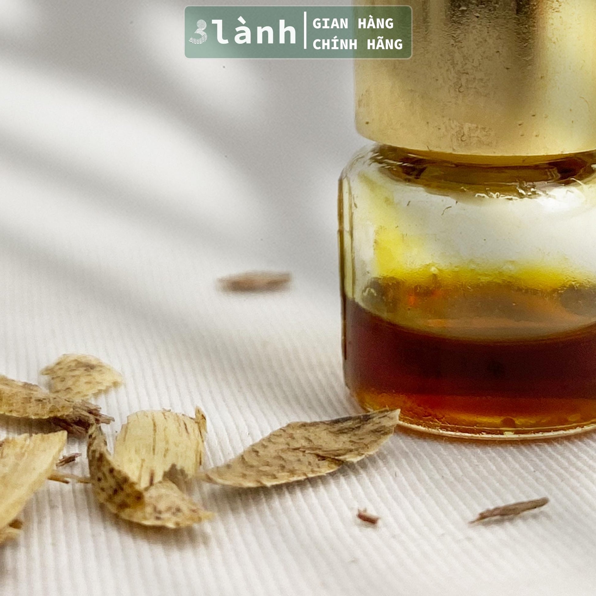 Nước Hoa Trầm Hương Tự Nhiên 100% 3 Lành 1ml Không Hóa Chất Thơm Dịu Giữ Mùi Lâu Mùi Trầm Hương Đặc Trưng 15 Năm Trầm - 3 Lanh